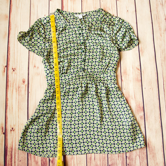 Banana Republic Small Green Geometric Blouse - Picture 6 of 8